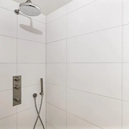 7 - Fusion | Design And Relaxation With Jacuzzi *
