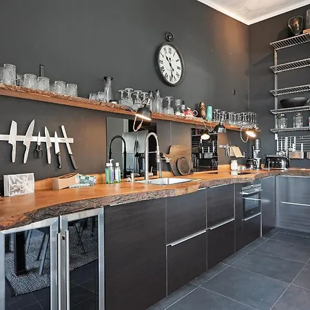 Super Vip - 4 Pers Met Jacuzzi - 7 *