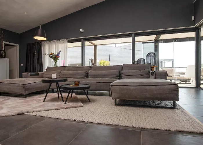 Super Vip - 4 Pers Met Jacuzzi - 7 Villa Ouddorp