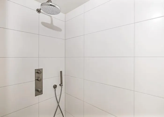 Super Vip - 4 Pers Met Jacuzzi - 7 *