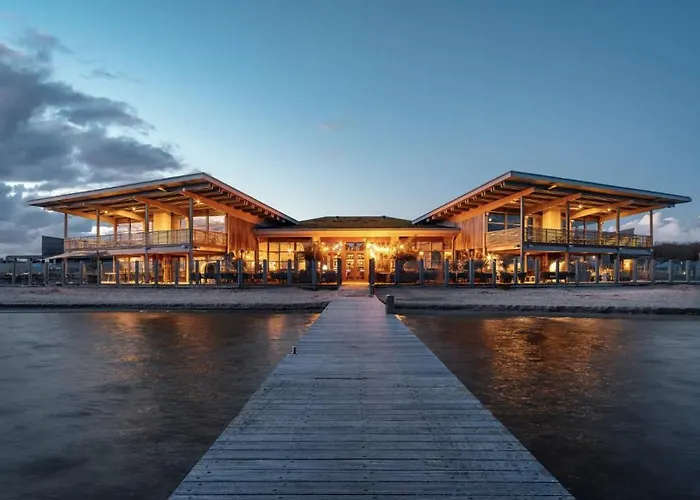 Super Vip - 4 Pers Met Jacuzzi - 7 * Ouddorp